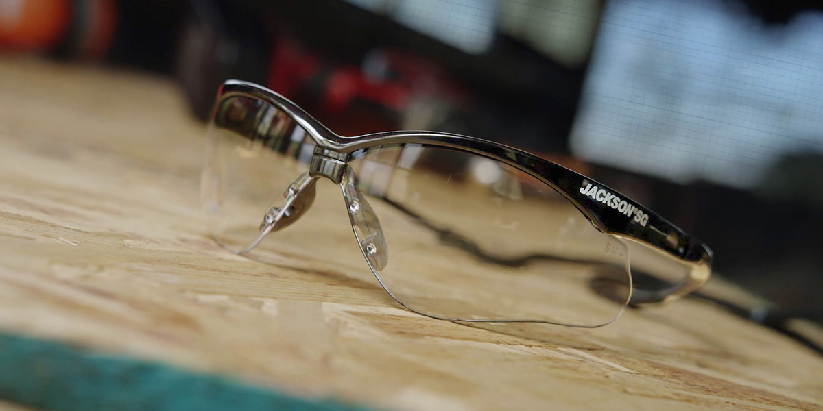 B-Eyewear-01-Markings